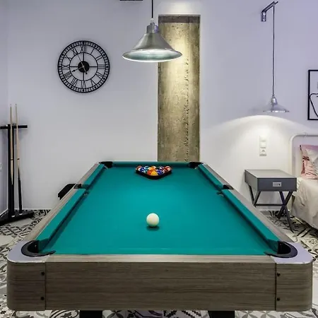 Fouxia-grey Apartman Szkópelosz