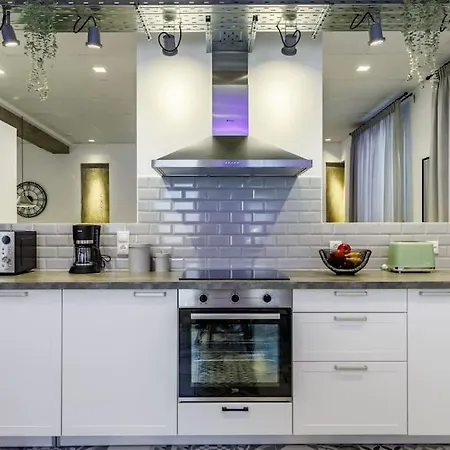 Fouxia-grey Apartman Szkópelosz